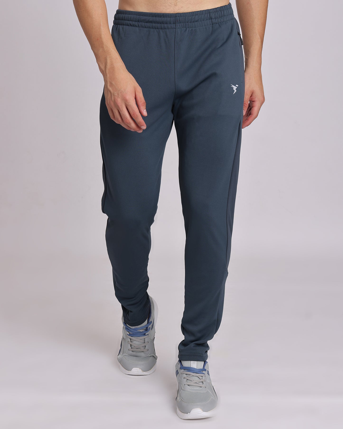 Men Solid Relax Fit Track Pant